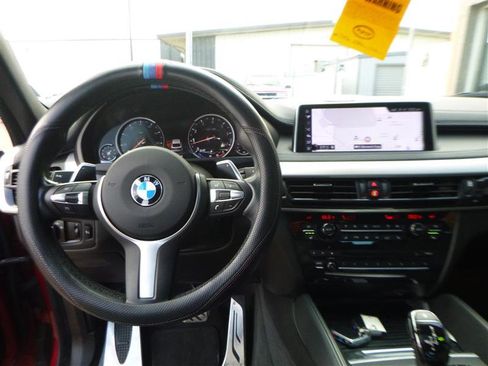 Used 2017 BMW X6 xDrive50i image 10