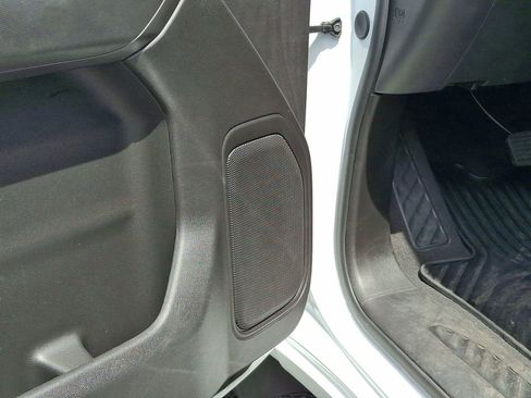 Used 2024 Chevrolet Silverado 1500 Custom Trail Boss image 18