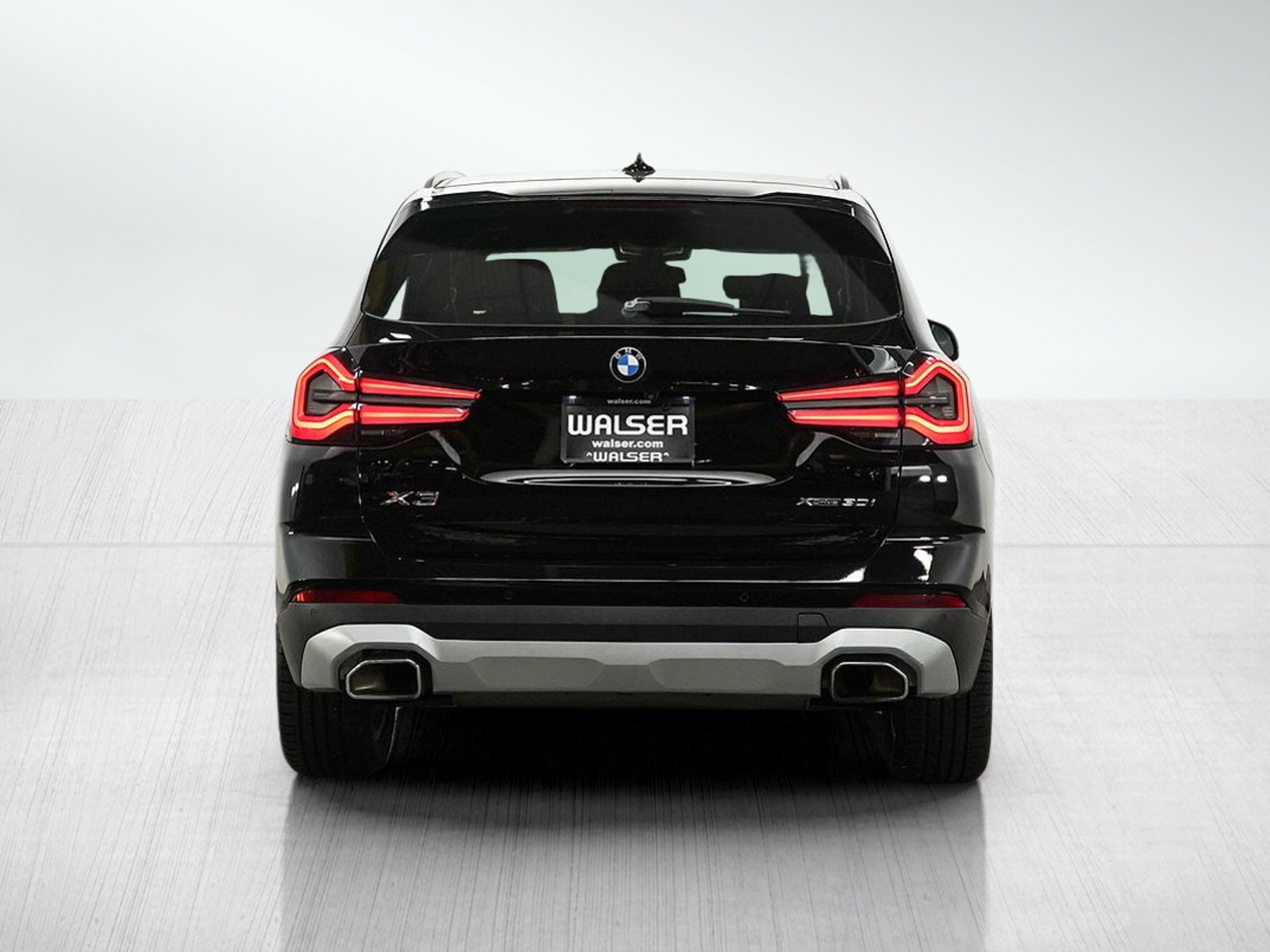Used 2024 BMW X3 xDrive30i AWD/4WD image 4