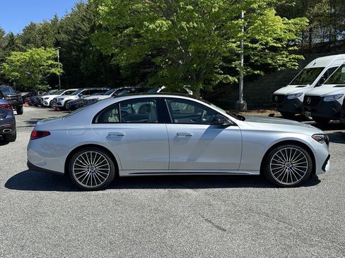 New 2026 Mercedes-Benz E 350 Sedan image 9