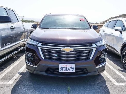 Used 2023 Chevrolet Traverse LT FWD image 5
