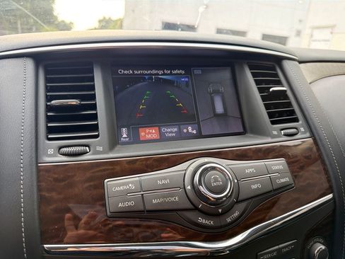Used 2018 Nissan Armada Platinum w/ Cargo Package AWD/4WD image 9