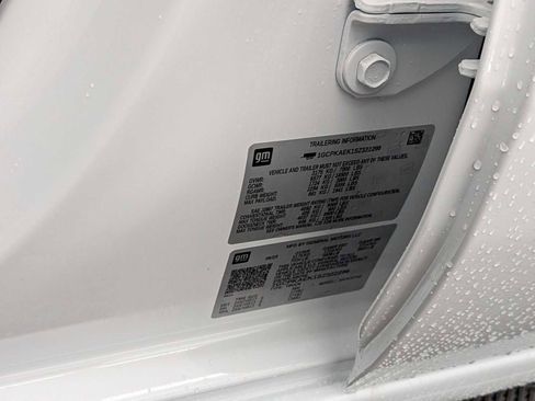 Used 2025 Chevrolet Silverado 1500 W/T w/ WT Value Package image 35