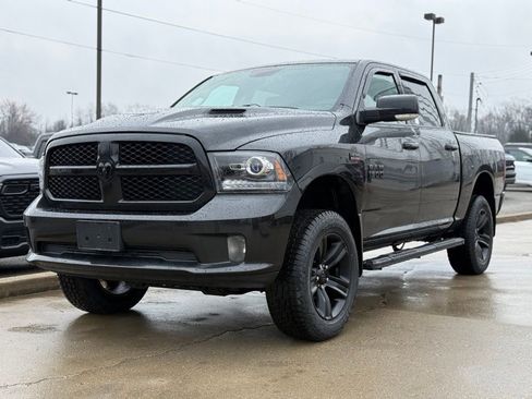 Used 2017 RAM 1500 Sport w/ Convenience Group image 2
