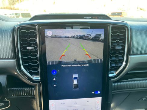 Used 2024 Ford Ranger XLT w/ Equipment Group 301A High image 21