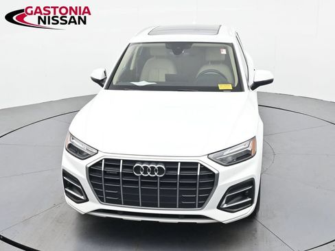 Used 2023 Audi Q5 2.0T Premium w/ Convenience Package AWD/4WD image 25