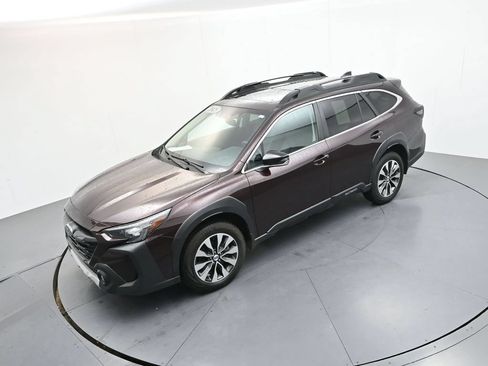 Used 2025 Subaru Outback Limited AWD/4WD image 24