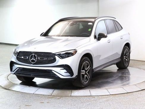 Used 2024 Mercedes-Benz GLC 300 4MATIC image 14
