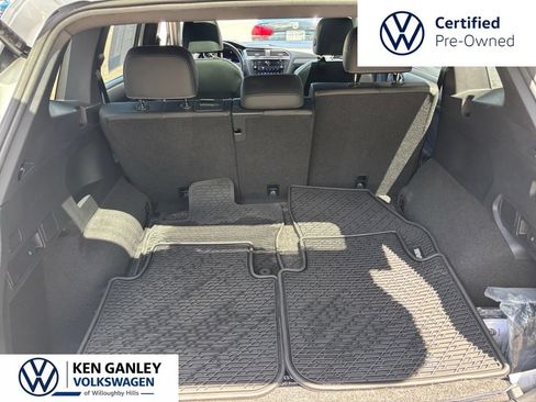Certified 2024 Volkswagen Tiguan SE R-Line AWD/4WD image 28