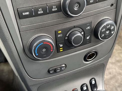 Used 2006 Chevrolet HHR LT w/ Preferred Equipment Group image 26