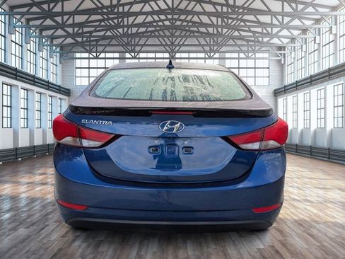 Used 2016 Hyundai Elantra SE w/ Option Group 02 image 5