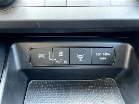 Certified 2026 Hyundai Tucson SE FWD image 16