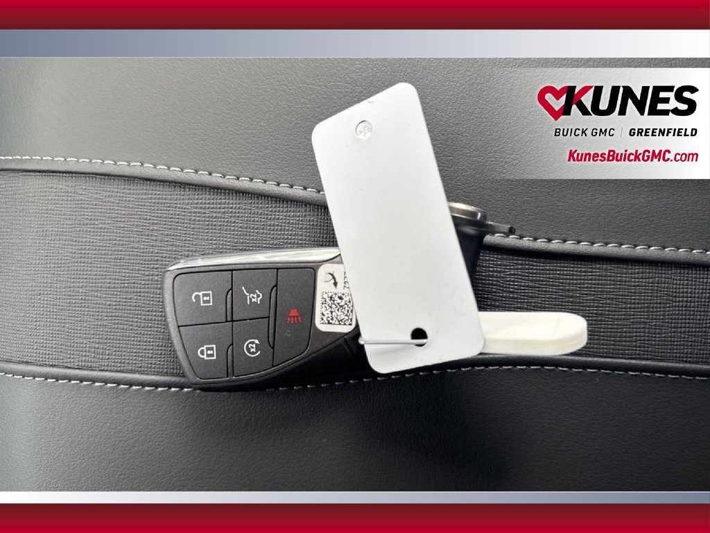 Used 2026 Buick Enclave Sport Touring w/ LPO, Floor Liner Package AWD/4WD image 62
