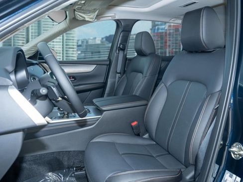 New 2026 MAZDA CX-90 Plug-In Hybrid w/ Preferred image 8