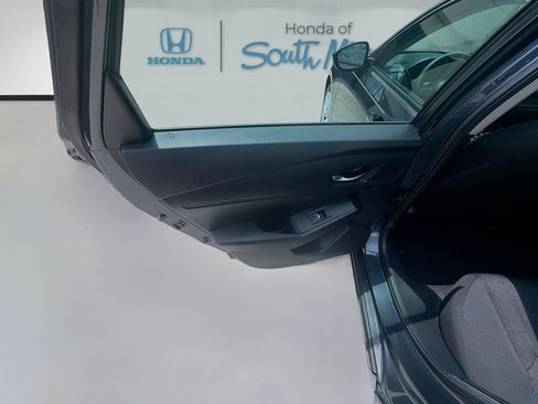 Certified 2025 Honda Accord LX image 29