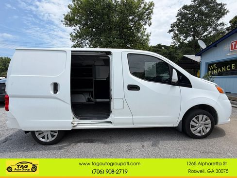 Used 2017 Nissan NV200 SV w/ Technology Package FWD image 10