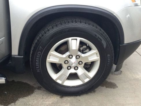 Used 2008 GMC Acadia SLT w/ Cargo Convenience Package image 24
