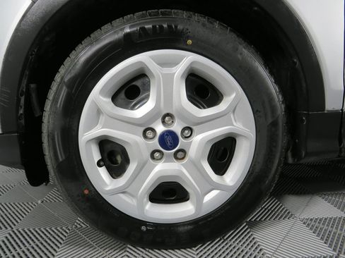 Used 2019 Ford Escape S image 41