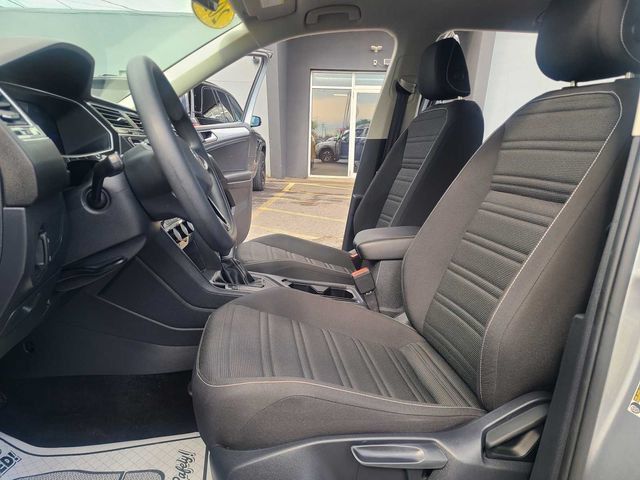 Used 2023 Volkswagen Tiguan S FWD image 17