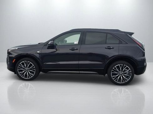 Used 2025 Cadillac XT4 Sport FWD image 9