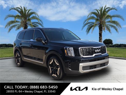 Used 2023 Kia Telluride EX FWD image 1