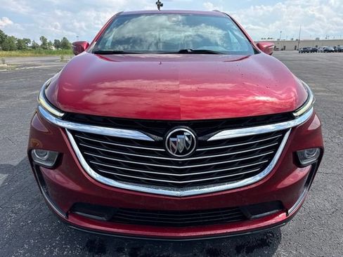 Used 2023 Buick Enclave Essence w/ Sound and Sites Package AWD/4WD image 2