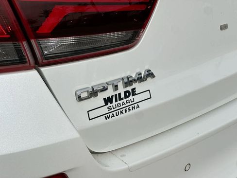 Used 2020 Kia Optima SE image 18