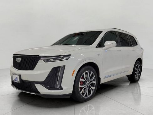 Certified 2022 Cadillac XT6 Sport w/ Technology Package image 12