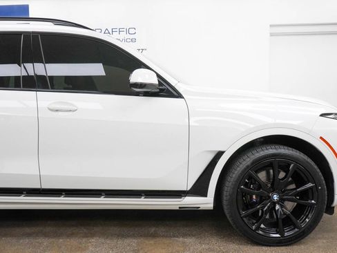 Used 2023 BMW X7 xDrive40i w/ Executive Package AWD/4WD image 16
