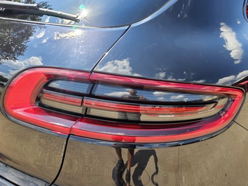 Used 2016 Porsche Macan Turbo w/ Premium Package Plus image 9