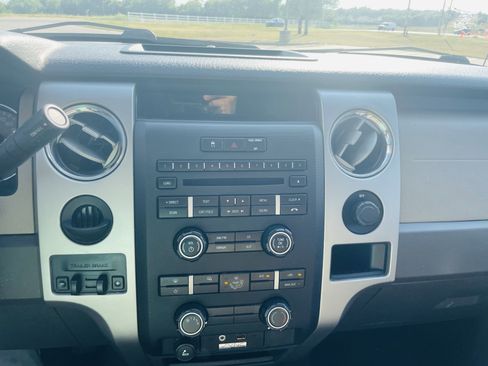 Used 2010 Ford F150 XLT image 15