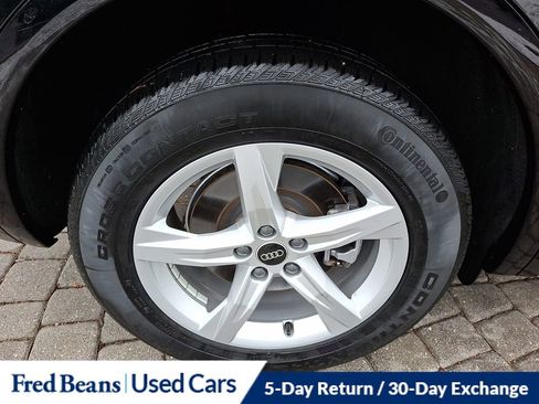 Used 2023 Audi Q5 2.0T Premium w/ Convenience Package image 9