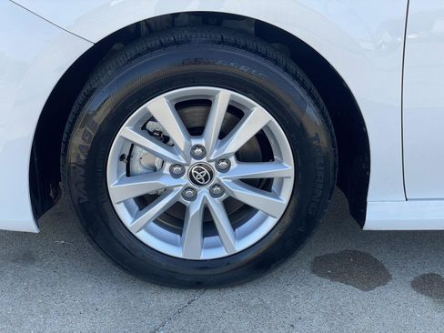 Used 2025 Toyota Camry LE FWD image 43
