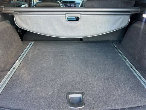 Used 2025 Cadillac XT5 Premium Luxury image 16