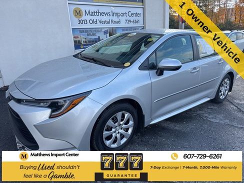 Used 2024 Toyota Corolla LE image 1