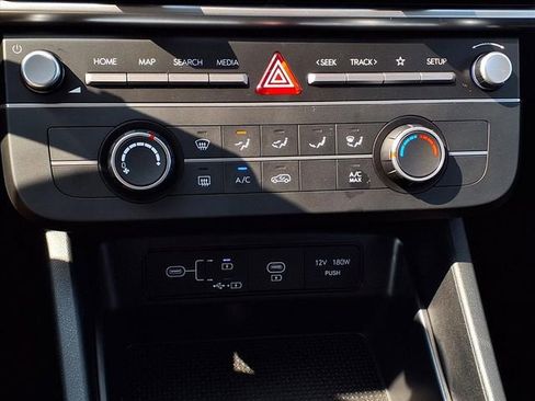 New 2026 Hyundai Tucson SE image 18