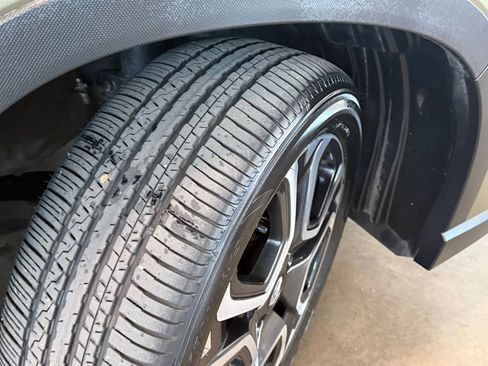 Certified 2024 Subaru Ascent Touring AWD/4WD image 20