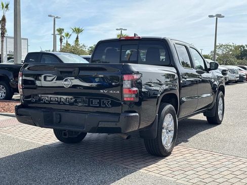 Certified 2022 Nissan Frontier SV w/ Technology Package AWD/4WD image 4