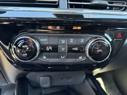 New 2026 Chevrolet Trax RS w/ Sunroof Package image 19