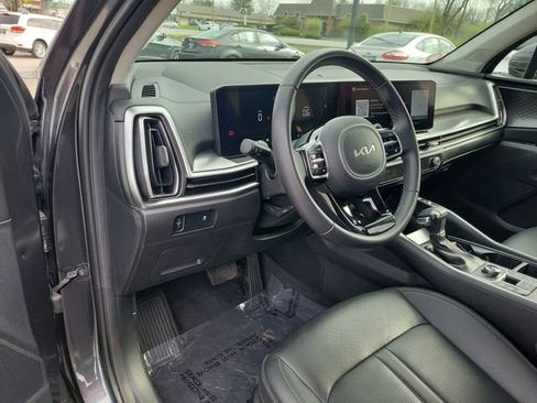 Used 2024 Kia Sorento S w/ Panoramic Sunroof Package image 22
