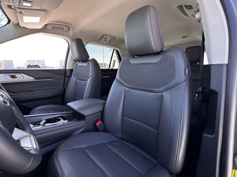 New 2026 Ford Explorer Active w/ Active Comfort Package image 48