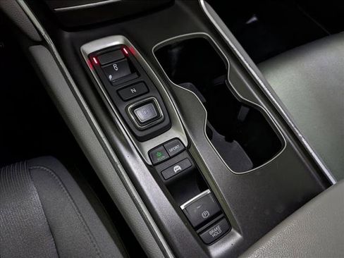 Used 2019 Honda Accord Hybrid image 13