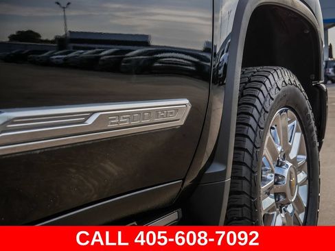 Used 2024 Chevrolet Silverado 2500 High Country w/ High Country Premium Package AWD/4WD image 10