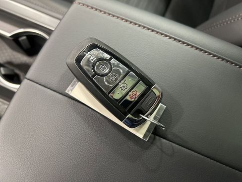 New 2026 Lincoln Nautilus Reserve image 25