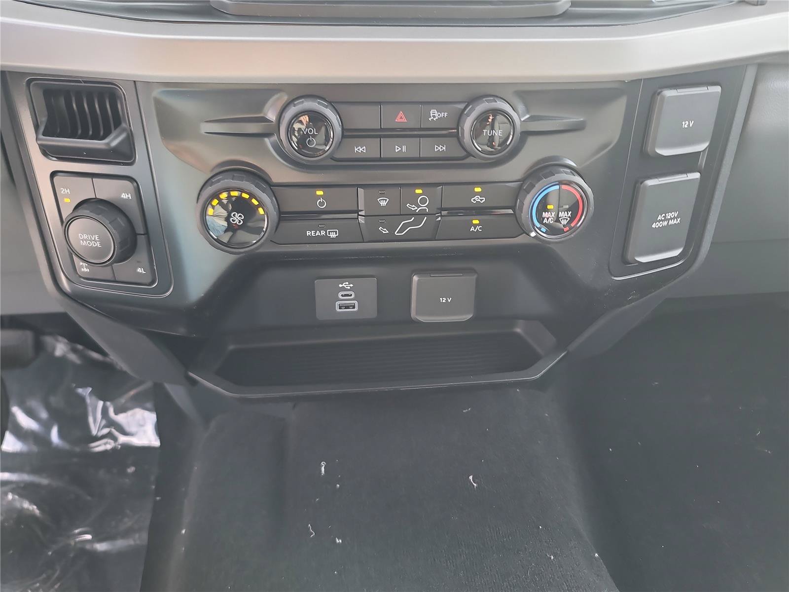 New 2026 Ford F250 XL w/ STX Appearance Package AWD/4WD image 20