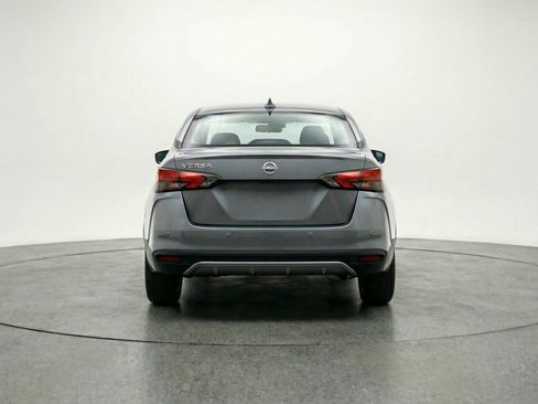 Used 2025 Nissan Versa SV image 7