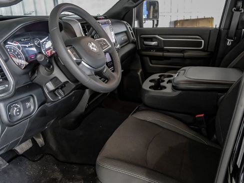 Used 2026 RAM 2500 Big Horn AWD/4WD image 15