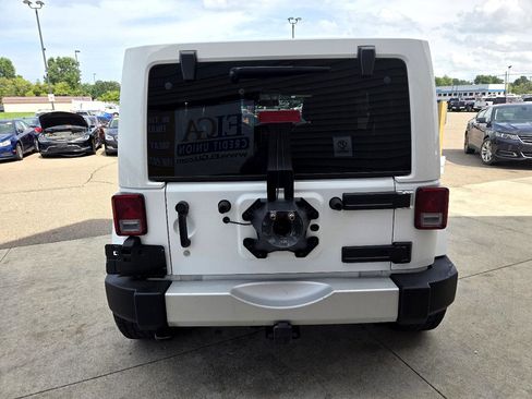 Used 2013 Jeep Wrangler Unlimited Sahara w/ Dual Top Group image 6