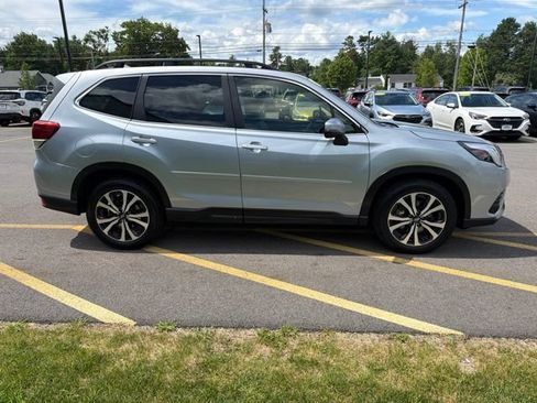 Used 2023 Subaru Forester Limited AWD/4WD image 4