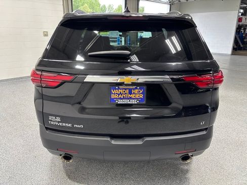 Used 2023 Chevrolet Traverse LT w/ LT Premium Package AWD/4WD image 6